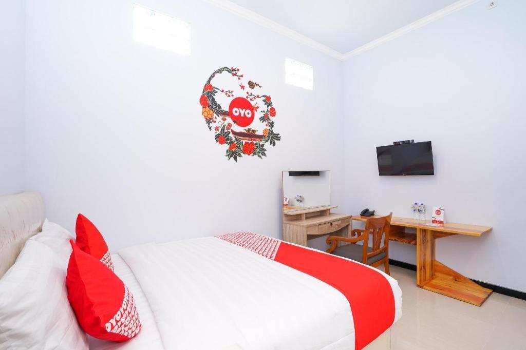 Oyo 477 Raka Residence Syariah Purwoharjo Banyuwangi Banyuwangi  Εξωτερικό φωτογραφία